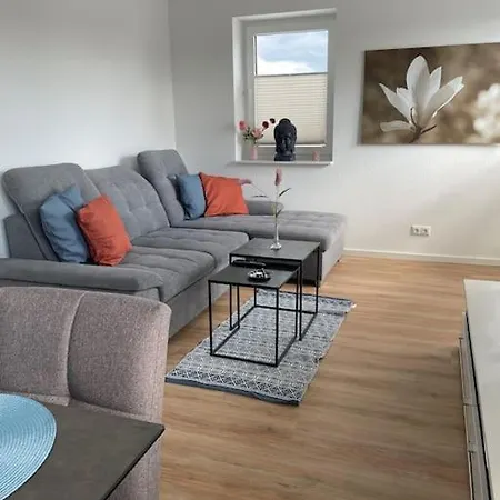Grosse Moderne Penthouse Wohnung Mit Dachterrasse Uetersen Esterno foto