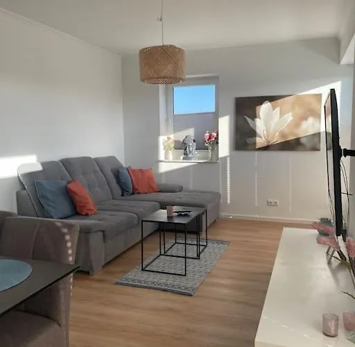 Grosse Moderne Penthouse Wohnung Mit Dachterrasse